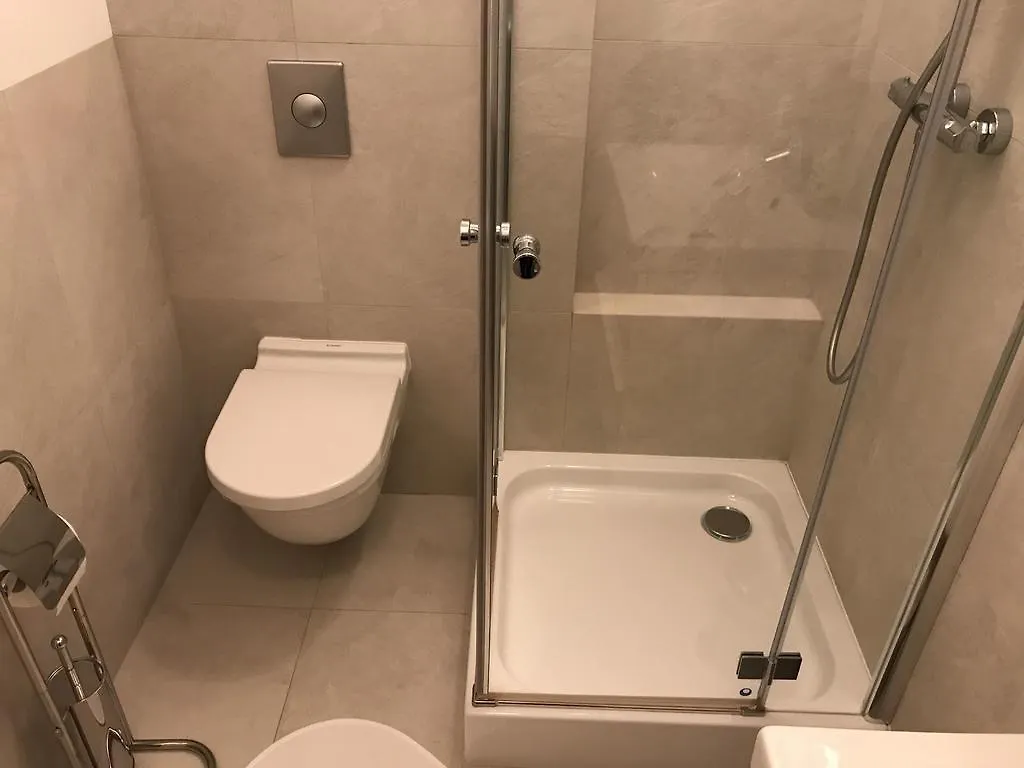 Szucha Apartment 3 Warsaw